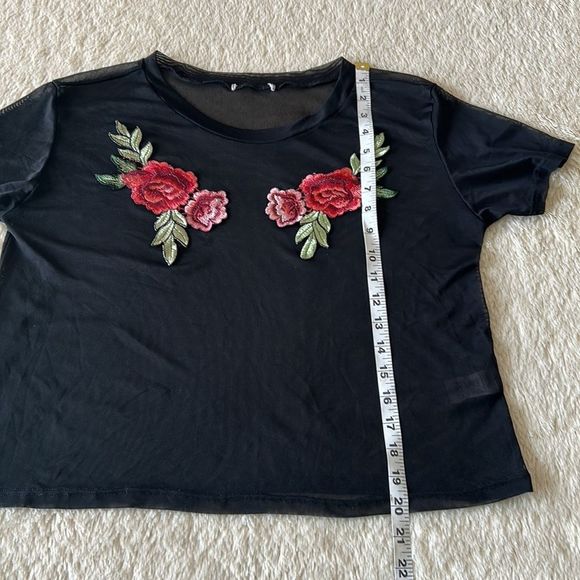 Black mesh rose embroidered shirt size small - Picture 8 of 16